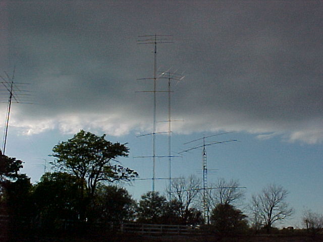 W5KFT towers